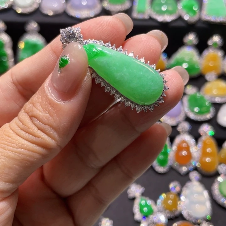 翡翠银S925镶嵌颈饰