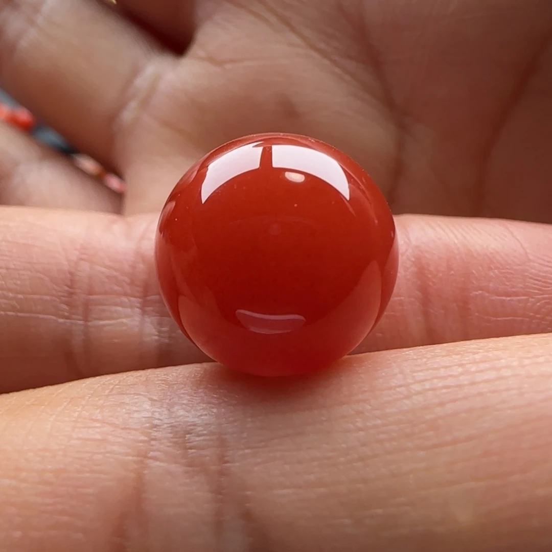 南红玛瑙未镶嵌圆珠13.7