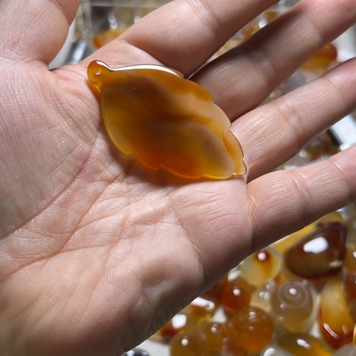 玛瑙/玉髓颈饰未镶嵌金*烂0010