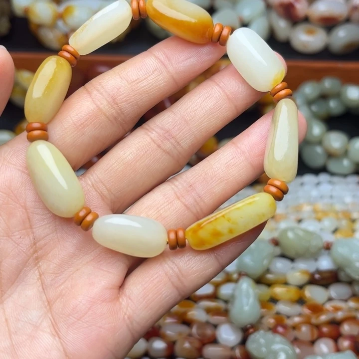 和田玉未镶嵌手链