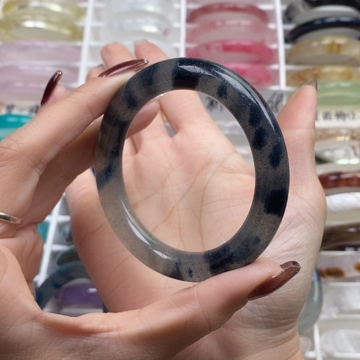 未镶嵌水晶手镯k2