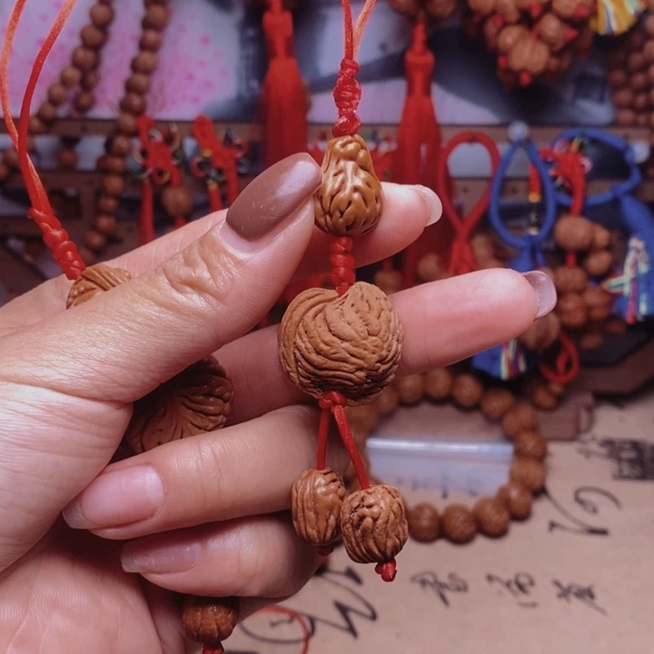 桃核吊坠龙纹桃枭