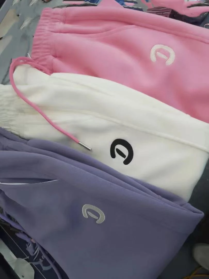 中大童潮牌童装2868新款儿童男童女童休闲时尚运动裤