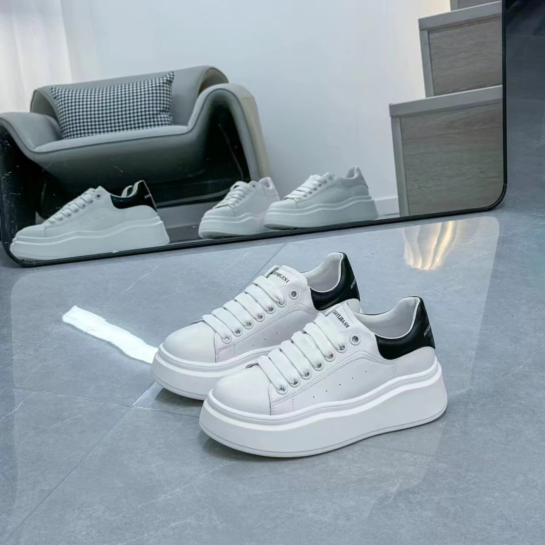 青春气息永恒经典真皮大白鞋波浪纹休闲鞋W9877-1