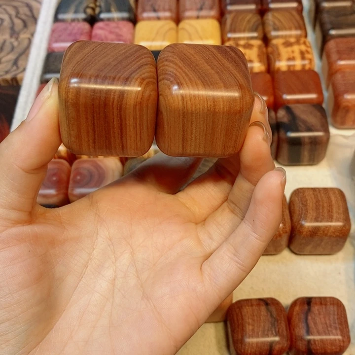 吉****香榧木沙漠铁木木木木