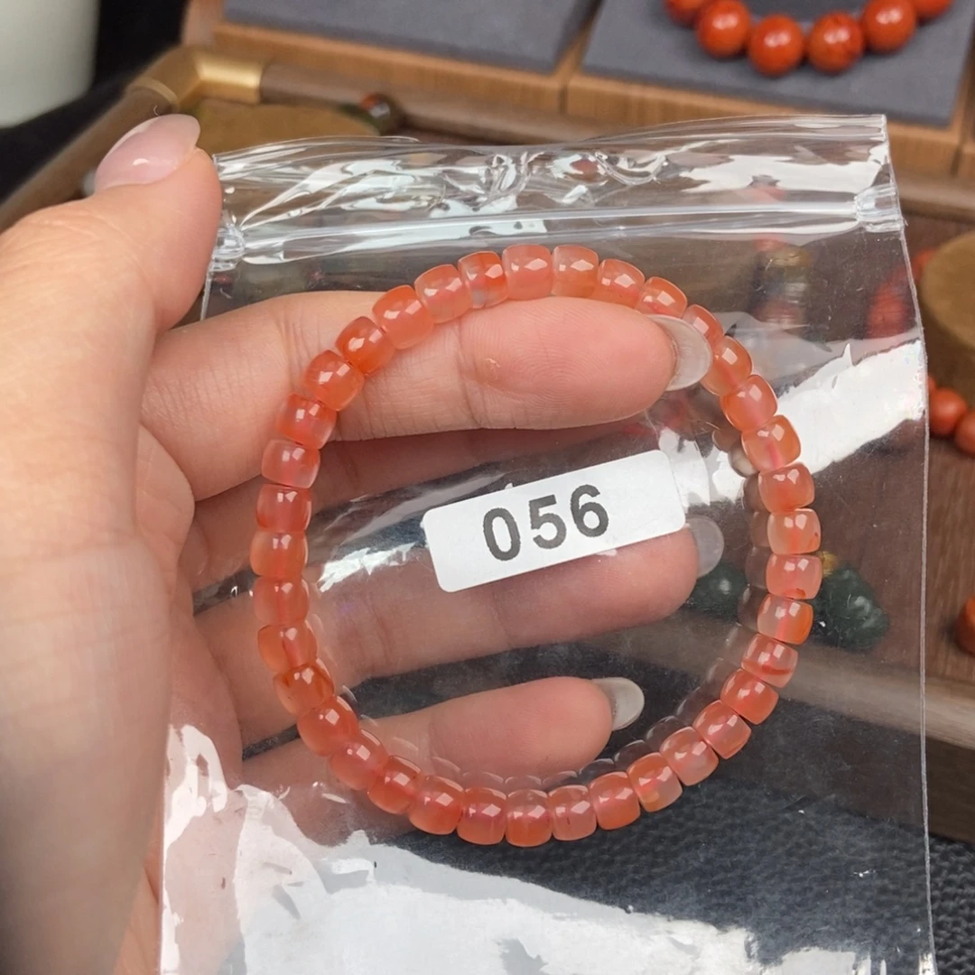 南红玛瑙未镶嵌手链