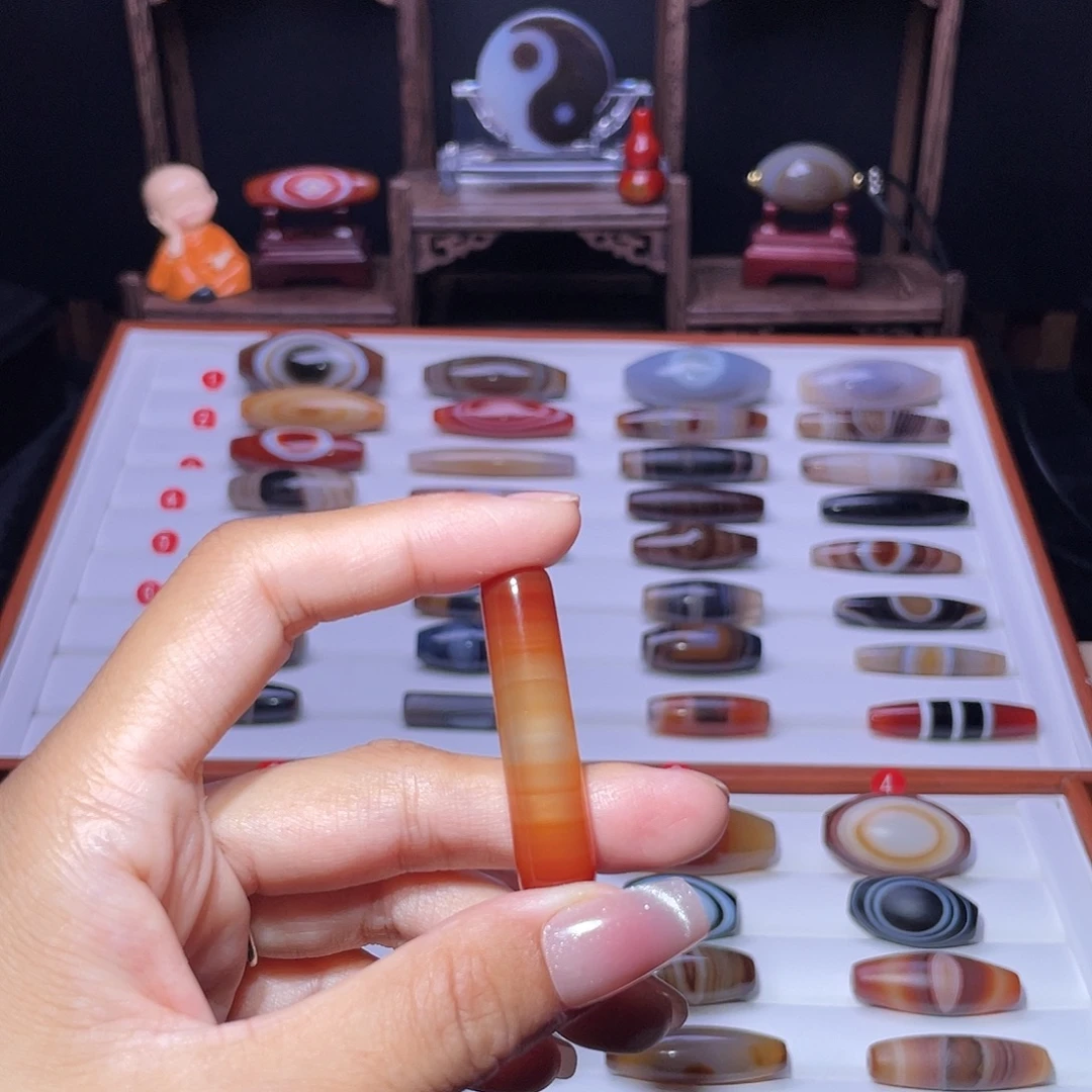 玛瑙/玉髓未镶嵌吊坠(赠链)