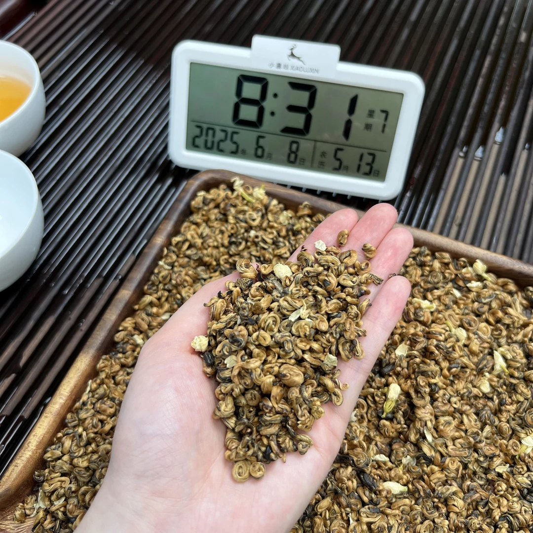 茉莉手工奶螺  ①  小鹿收茶 头春头采 茉莉红茶 云南滇红 6月8