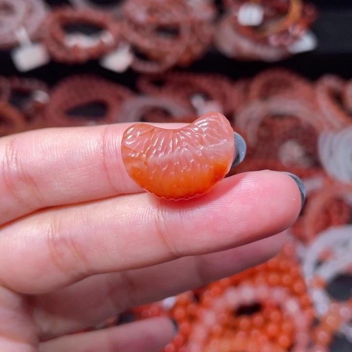 南红玛瑙未镶嵌橘子瓣2485