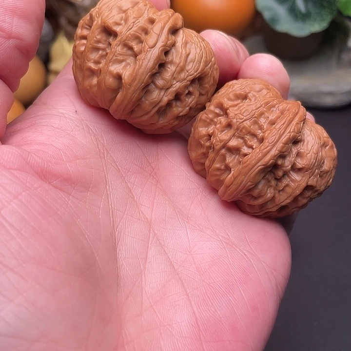 文玩核桃把件平谷元宝