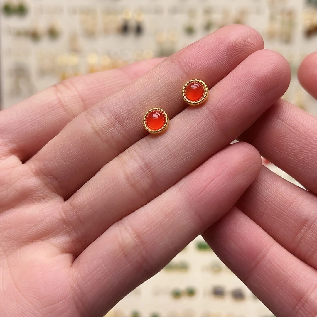 银S925镀金镶嵌和田玉耳钉王*猫