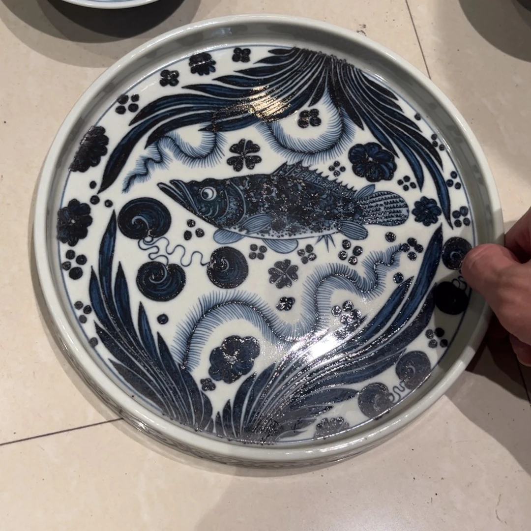 瓷片微瑕鱼藻纹壶承盘