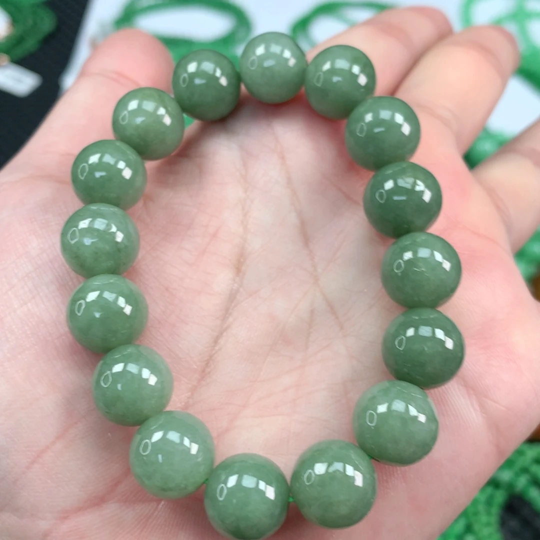 翡翠手链未镶嵌翡翠