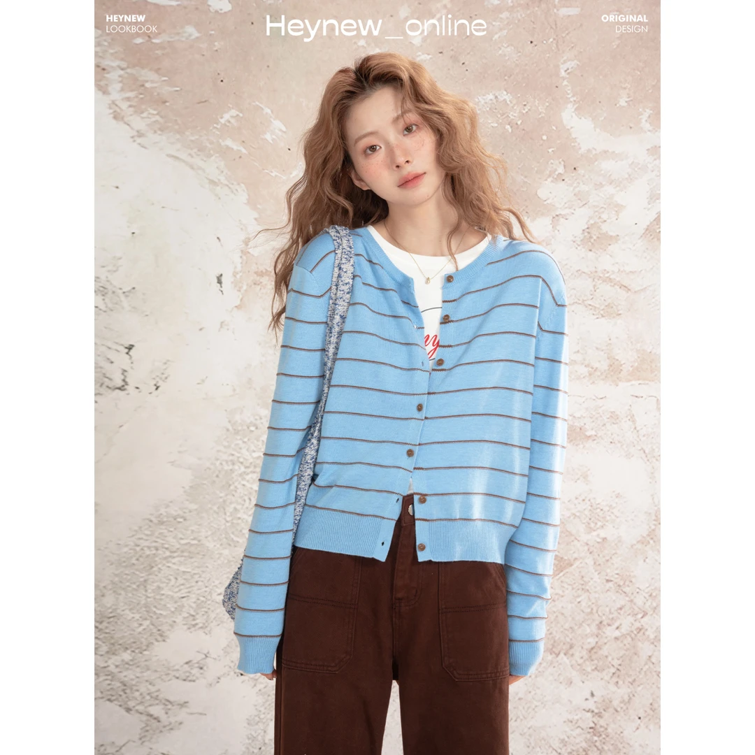 LOVEHEYNEW撞色条纹圆领开衫女秋季气质休闲慵懒感外搭上衣5X976