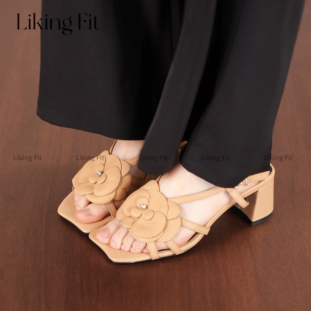 Liking fit/羊皮/5.5cm夏季法式高跟花朵露趾时装凉鞋女时尚百搭