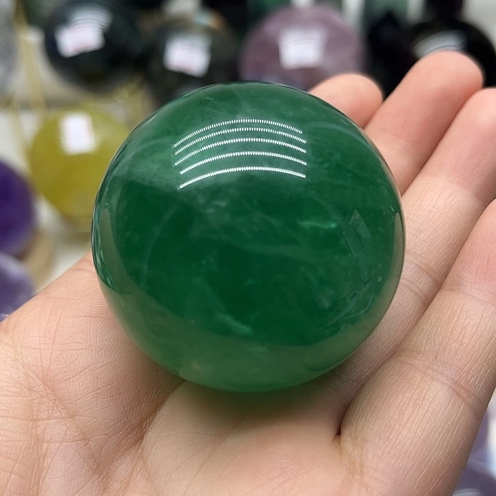 伯***群178克萤石球未镶嵌萤石
