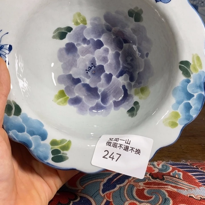 景德镇手绘牡丹盘子