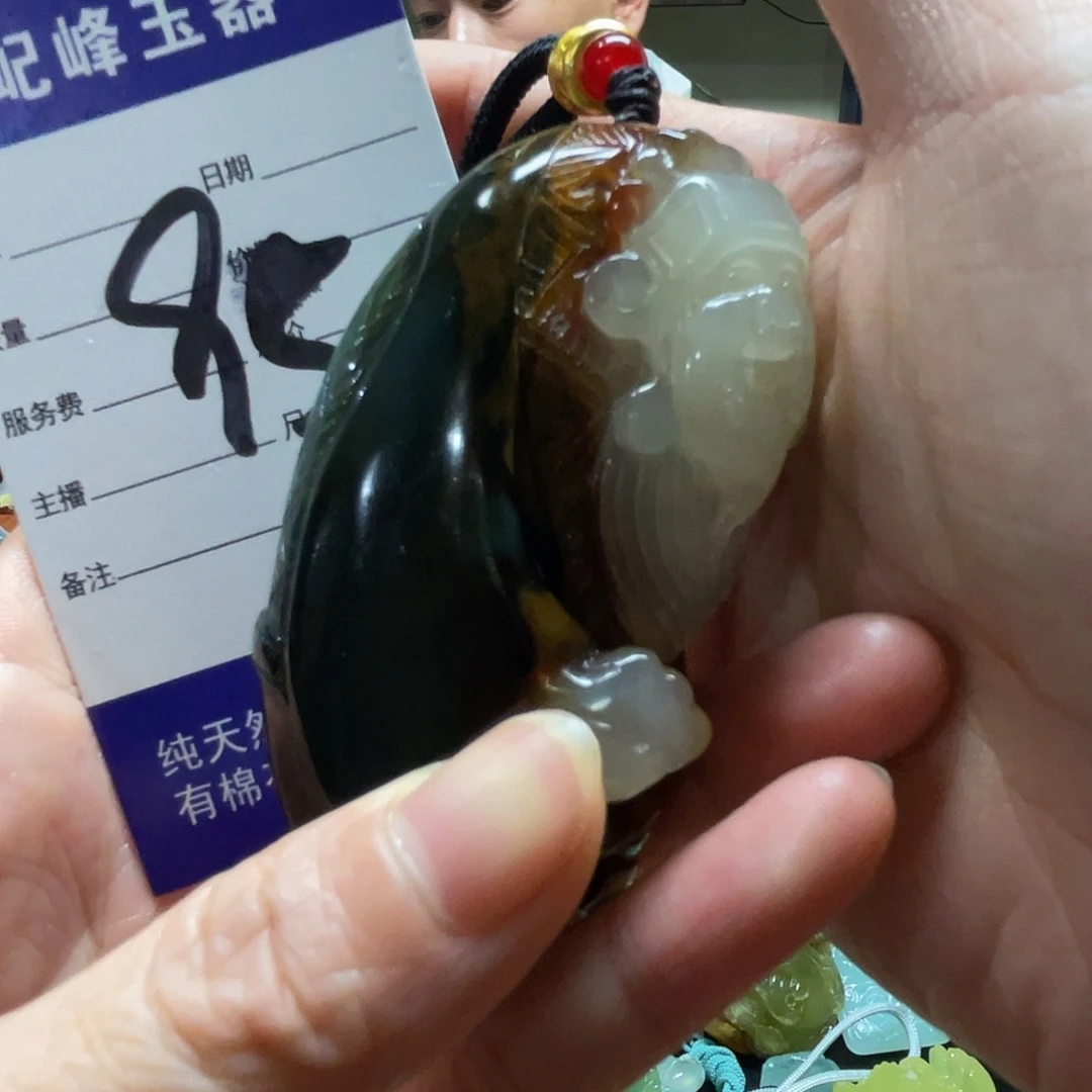 牧***士未镶嵌蛇纹石玉原石95