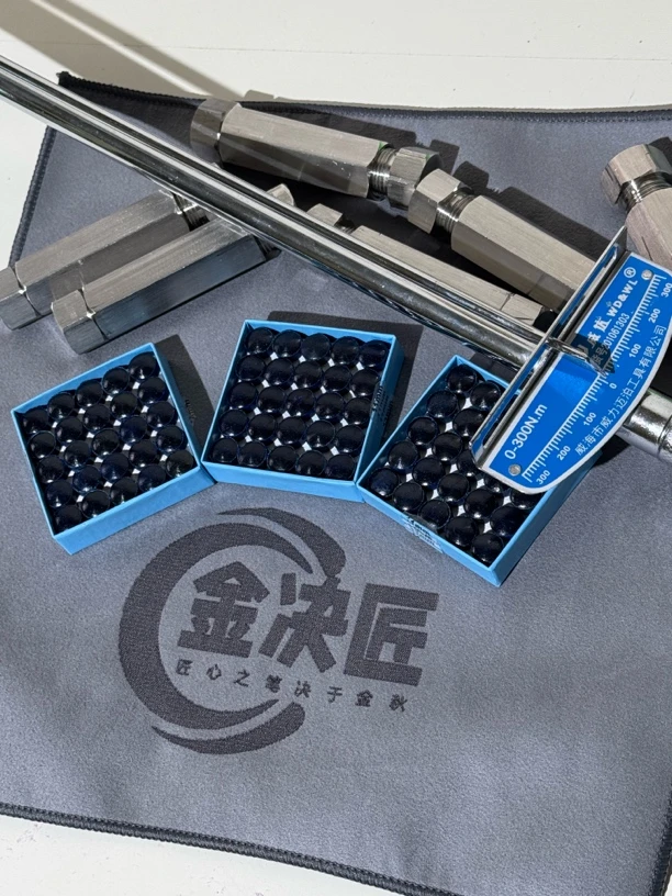 超级蓝钻进口宾士域蓝钻压制皮头黑八斯诺克台球杆头中性11MM枪头