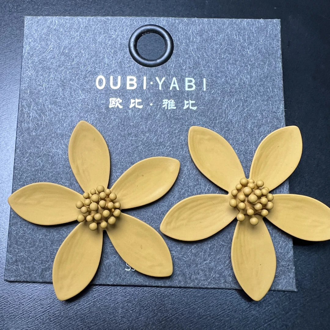 非金属合成锆石耳饰 日韩花朵耳饰