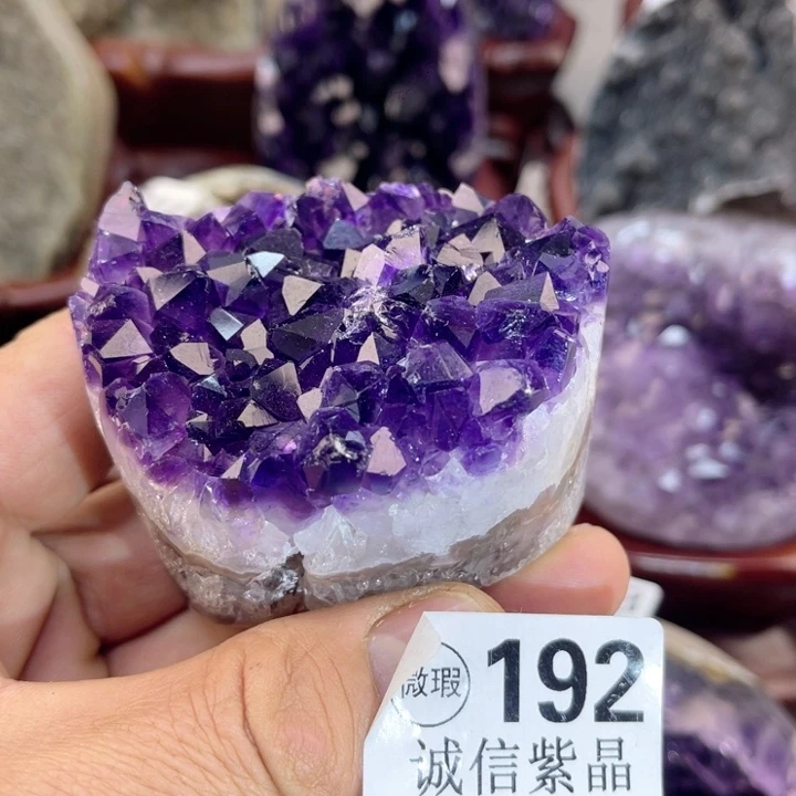 未镶嵌大型摆件（非配饰）紫晶