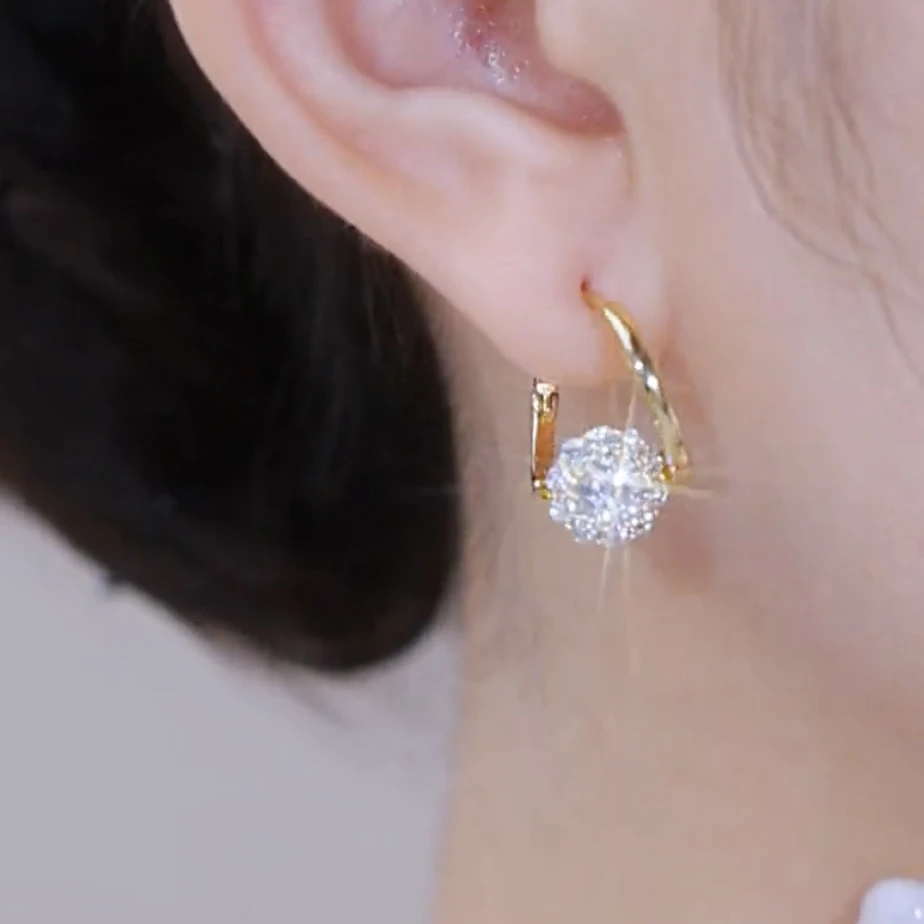 港风超仙不掉色高档可旋转一克拉锆石耳扣气质奢华满钻耳环时尚潮