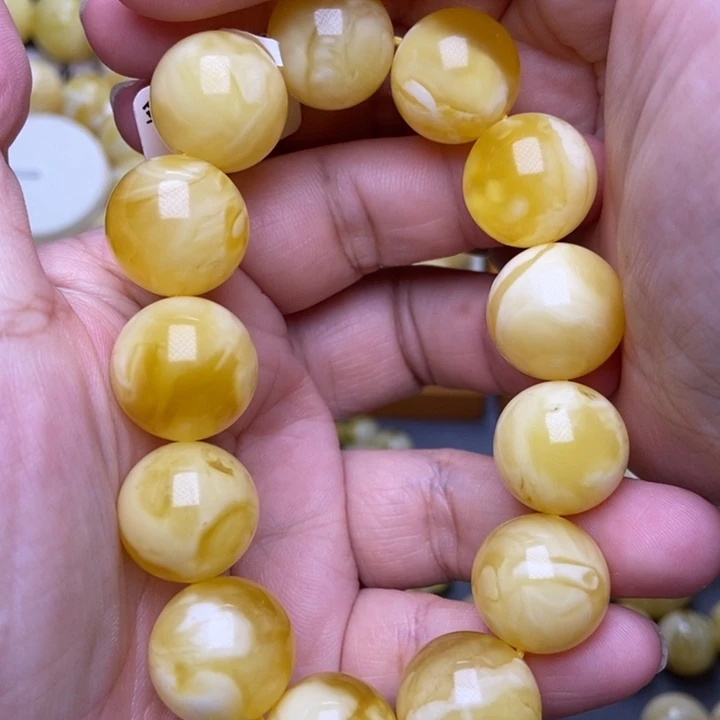 未镶嵌琥珀裸石蜜蜡48