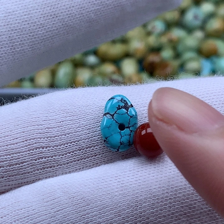 未镶嵌南红玛瑙珠宝奇石
