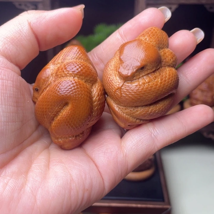 吊坠橄榄核蛇手球3.3