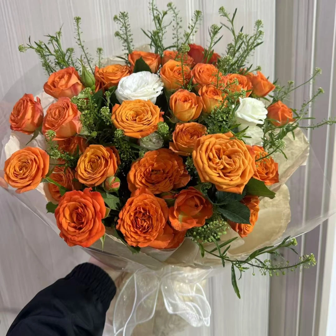 十一枝橙色芭比多头玫瑰花束