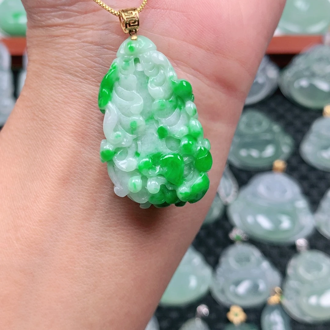 翡翠吊坠(不含链)18K金镶嵌