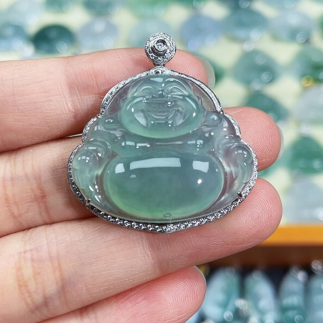 翡翠颈饰18K金镶嵌吊坠