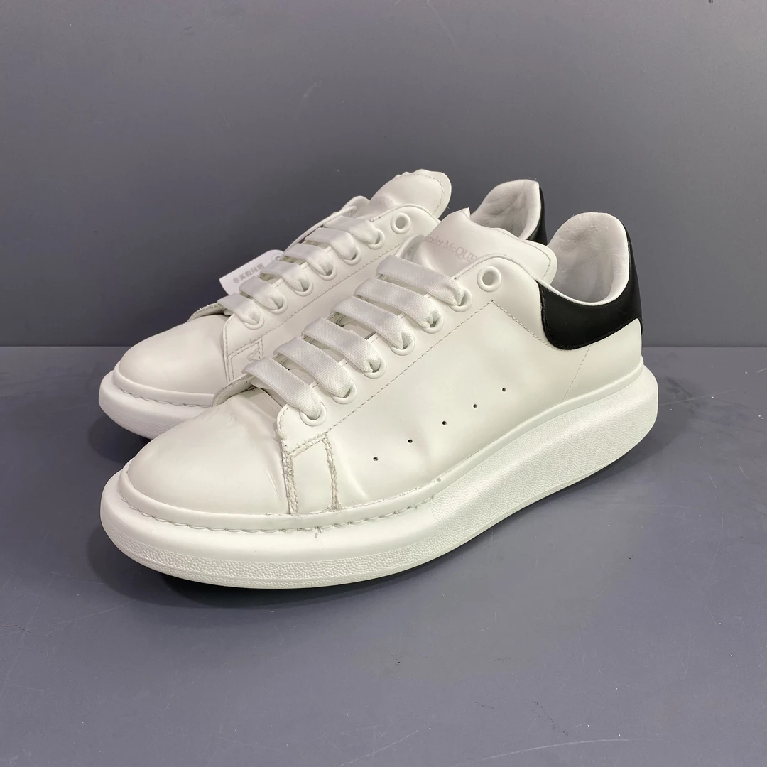 95新 Alexander McQueen/亚历山大·麦昆 44码 休闲鞋 290 配鞋垫