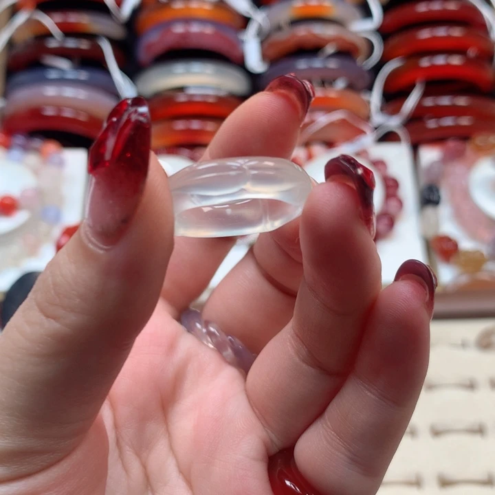 玛瑙/玉髓手链未镶嵌耕***获