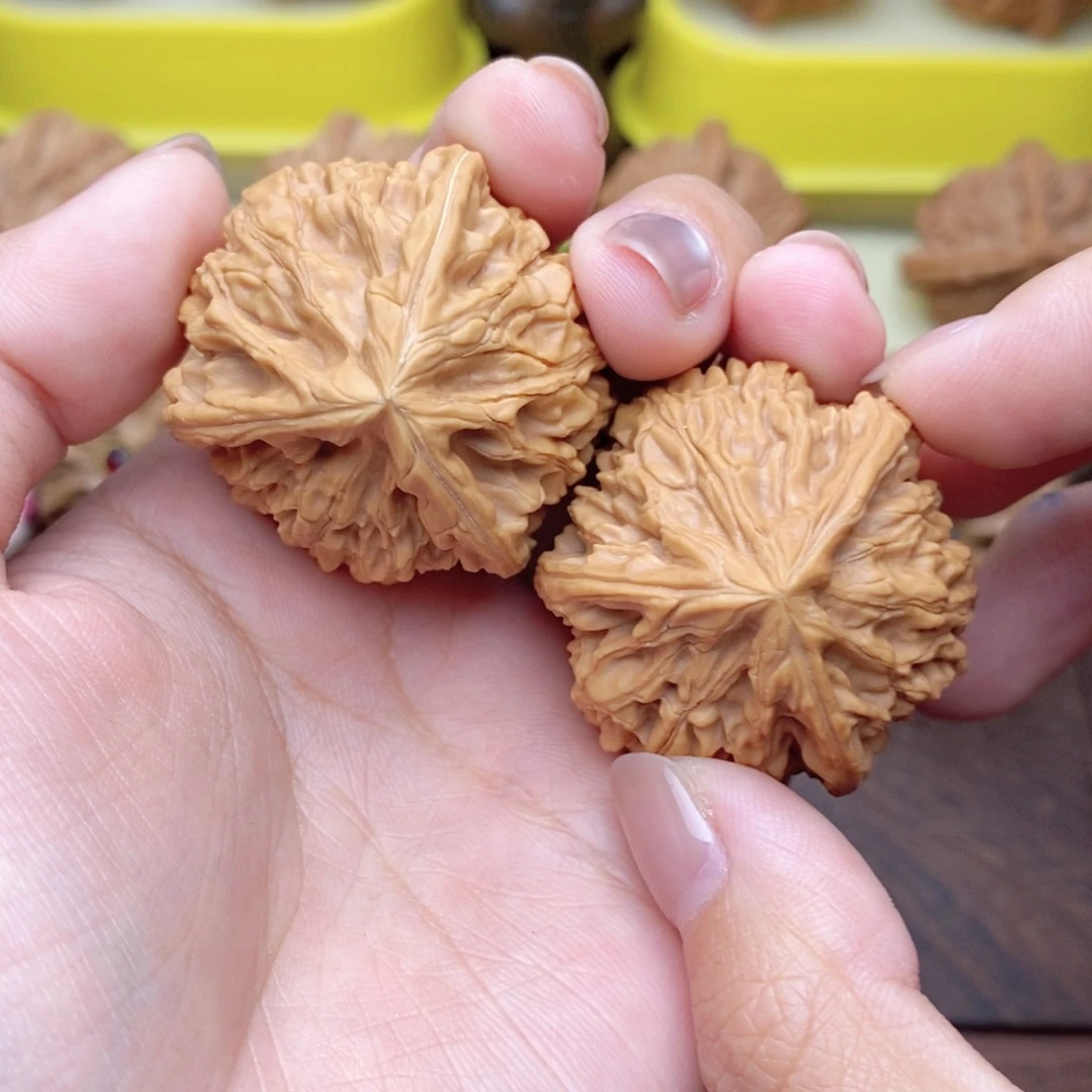 文玩核桃吊坠逍*文山三棱 87号