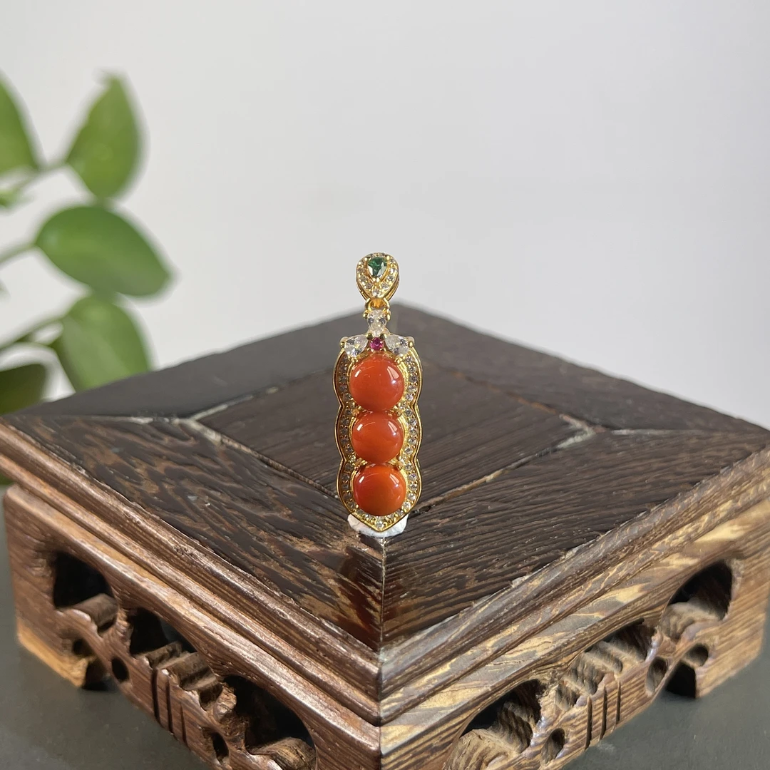 JYB26-09   南红-s925银镶福豆