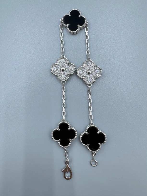 重金豪镶18K金黑玛瑙15mm四叶草五花手链