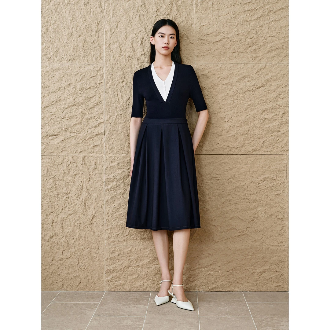 INSUN恩裳专选2025夏季V领撞色假两件针织拼接连衣裙9C65306520