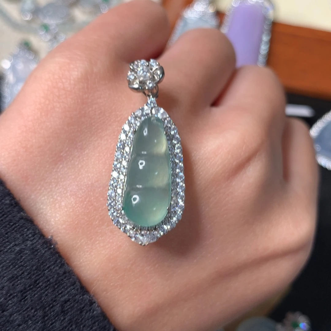 翡翠银S925镶嵌颈饰