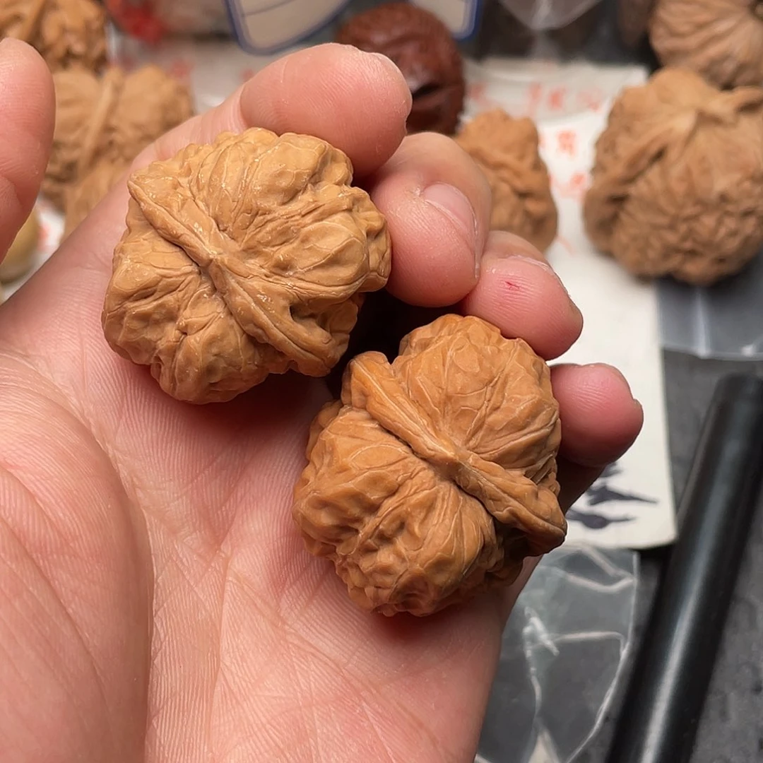 文玩核桃吊坠懒***王蛤蟆