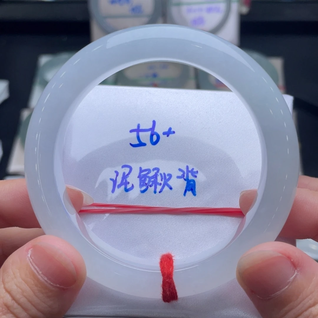 翡翠未镶嵌手镯翡翠手镯60