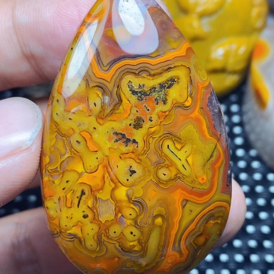 未镶嵌吊坠(不含链)玛瑙/玉髓?****?