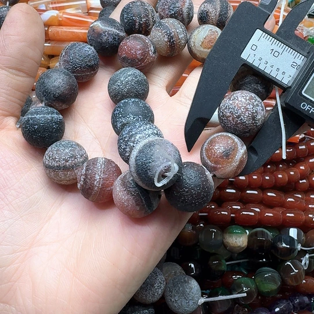 玛瑙/玉髓合金珠宝半成品一条18mm磨砂蚕丝羊白眼