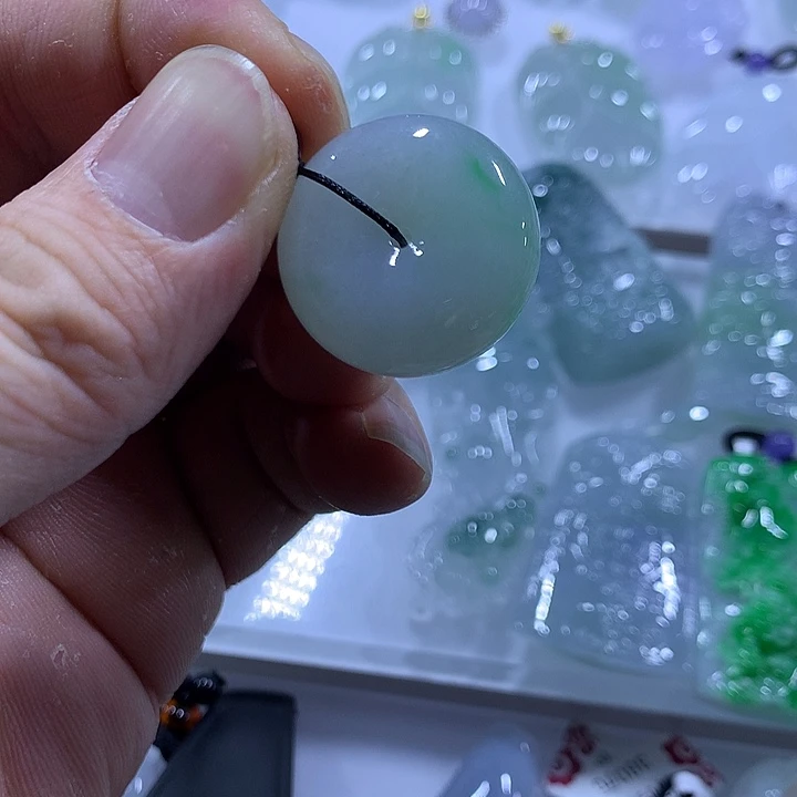 翡翠未镶嵌颈饰天然翡翠A货吊坠