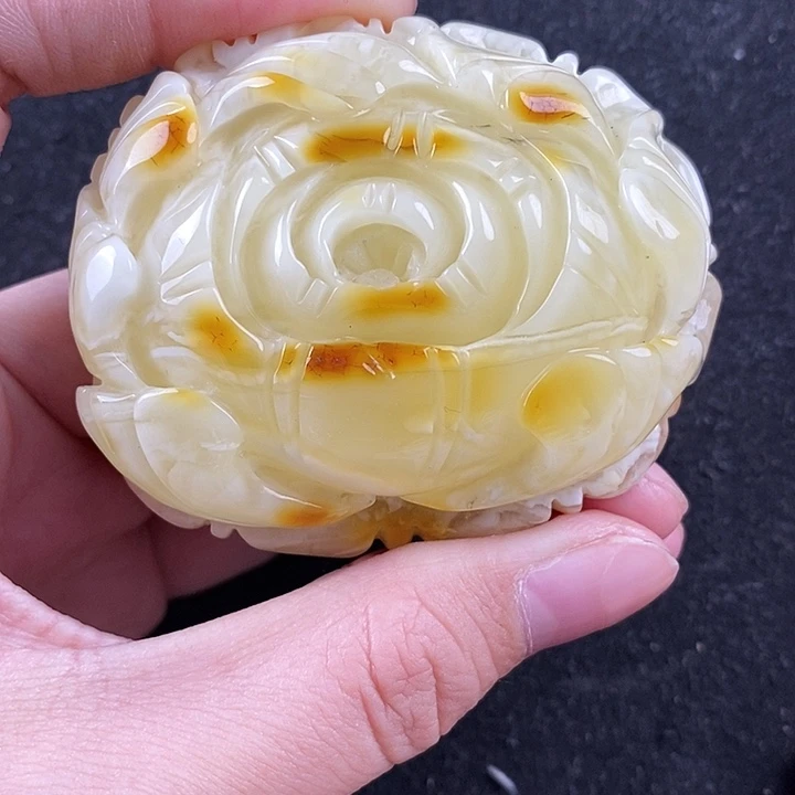 蜜蜡未镶嵌珠宝奇石