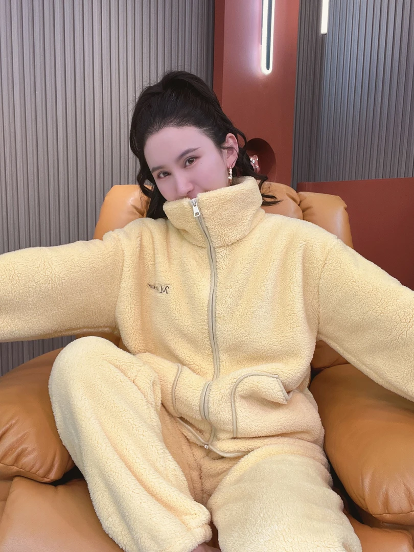 2025年冬季新款加绒加厚套装睡衣百搭时尚款式可家居可外穿家居服