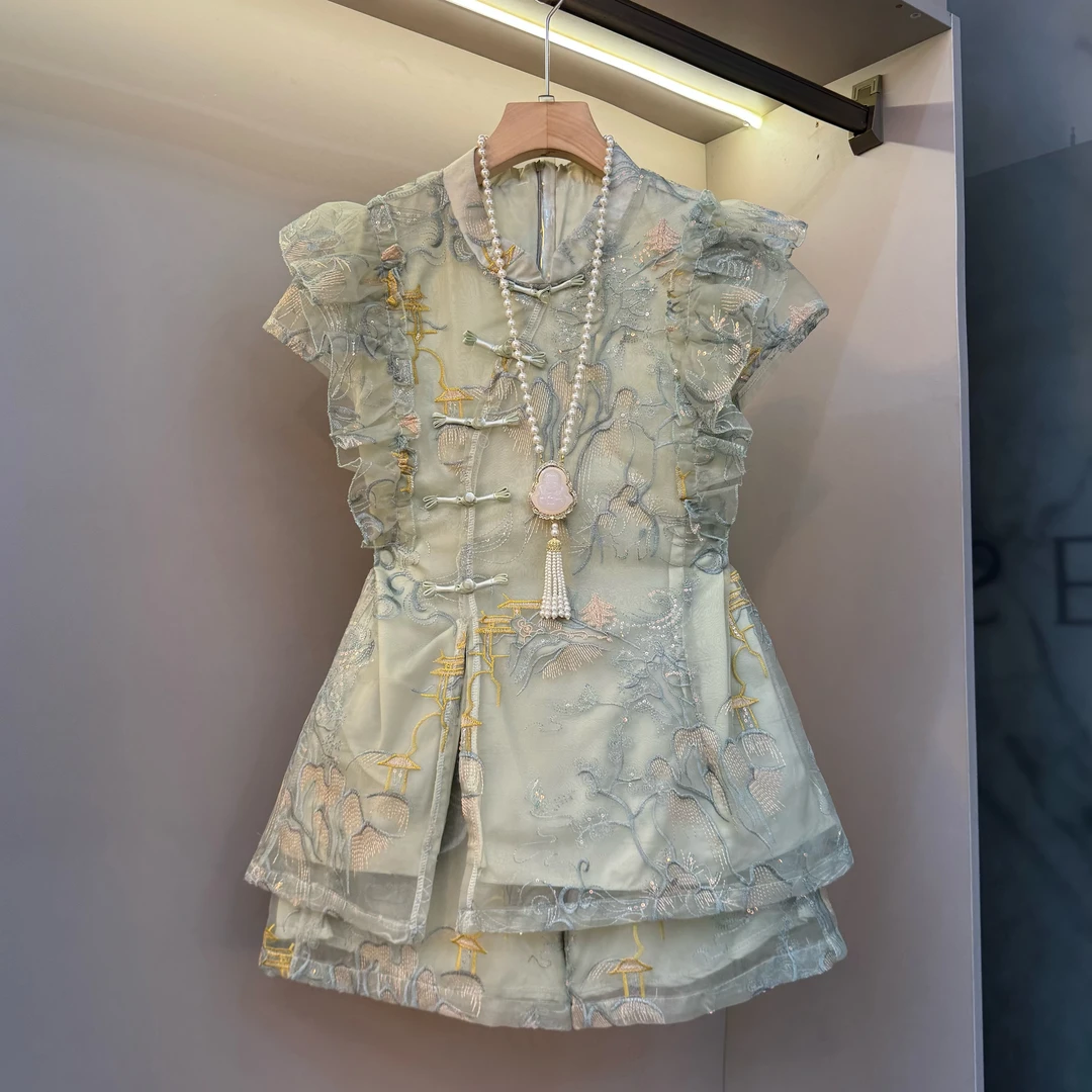 2025新中式重工刺绣木耳边斜襟盘扣江南山水系列短裤两件套0115