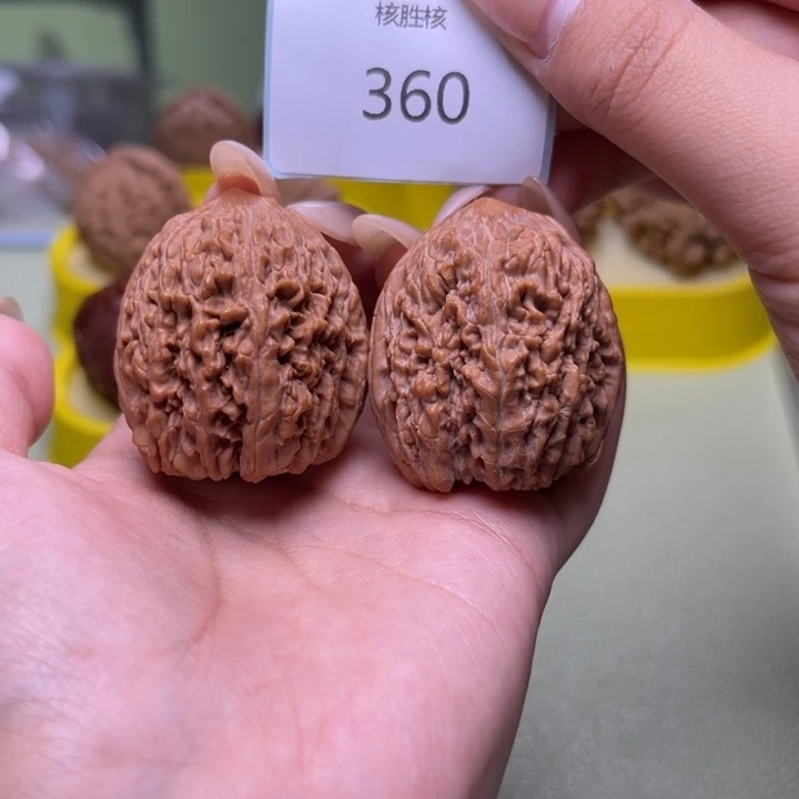 文玩核桃把件大蒜头35.360