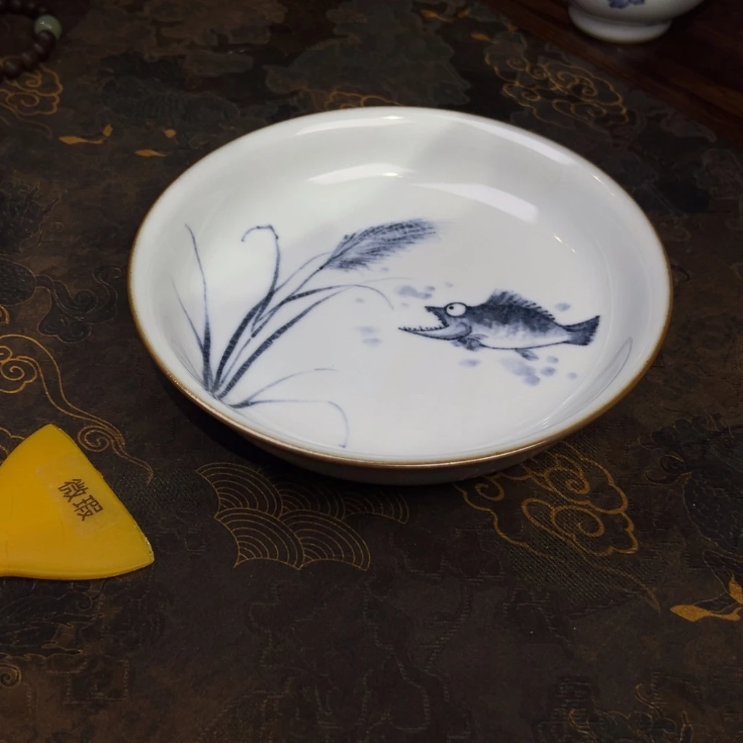 月白鲑鱼壶承微瑕福利
