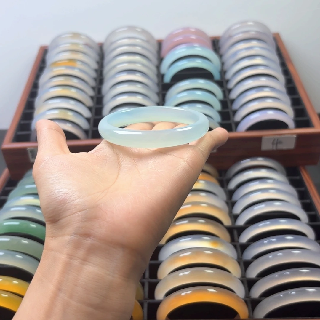 手镯玛瑙/玉髓未镶嵌樱*1